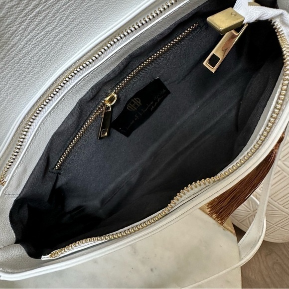 NWT Original HOUSE OF HARLOW
1960 Snake 100% Leather Shoulder
Bag Gold White - Picture 8 of 13